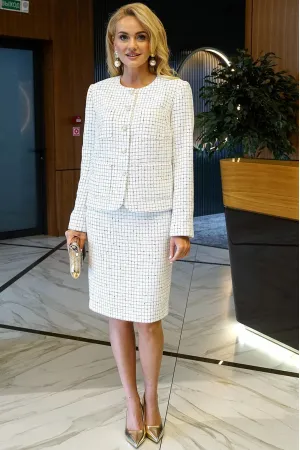 Костюм Alani 2402 молоко с переплетением разноцветных