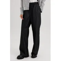 Костюм Fantazia Mod 5256 черный с белым