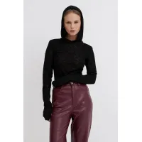 Костюм PiRS 5744 черный+ марсала Костюм PiRS 5744 черный+ марсала