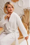 Костюм Anastasia 1234-1 молочный