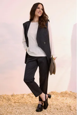 Костюм Магия Моды 2628 темно-синий в полоску+светлый беж